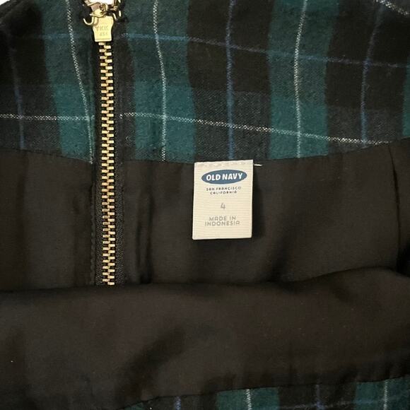 Old Navy Plaid Navy Green Polyester Mini Skirt Womens Size 4 Academia Schoolgirl - Picture 4 of 7